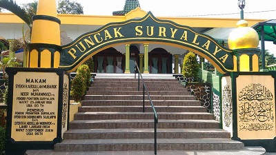 Wisata Ziarah Tasikmalaya dan Bertafakur di Makam Abah Anom