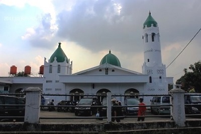 Safari Religi dan Bertawassul di Makam Habib Abdullah Bin Mukhsin Empang, Bogor