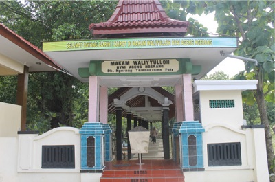Wisata dan Ziarah di Makam Ki Ageng Ngerang Pati