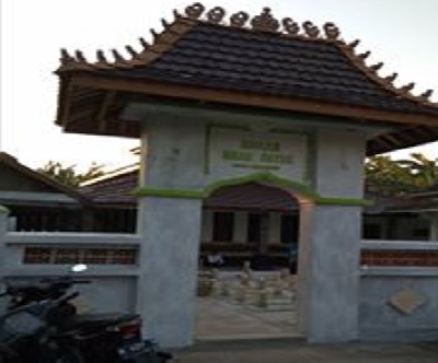 Wisata Ziarah dan Berdo'a di Makam Mbah Datuk Subuh Jepara
