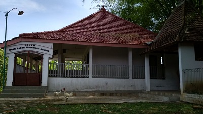 Wisata Ziarah dan Berdo'a di Makam Mbah Raden Muhammad Syuhud Kudus