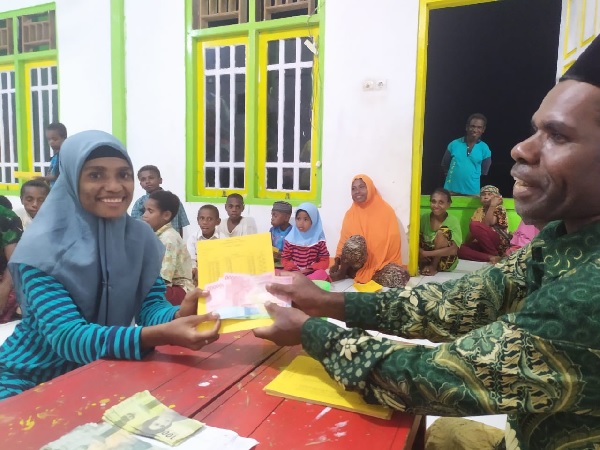 Kisah Santri Papua Menabung untuk Hari Raya Idul Fitri