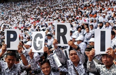 Konsolidasi Internal PGRI Aceh Besar melalui Raker