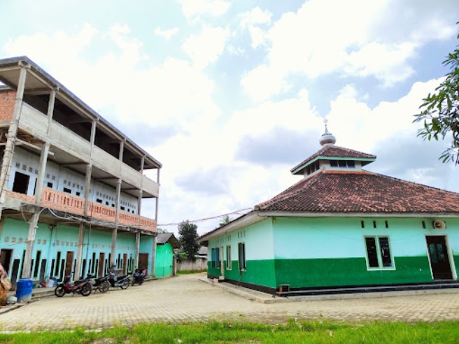 Pesantren Darul Mukhlasin Pa-N Lampung Tengah