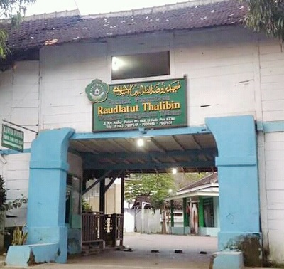 Pesantren Raudlatut Thalibin Tanggir Tuban