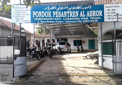 Pesantren Al Abror Lebaksiu Tegal