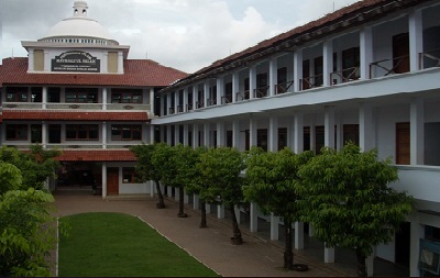 Pesantren Mathaliul Falah Pati