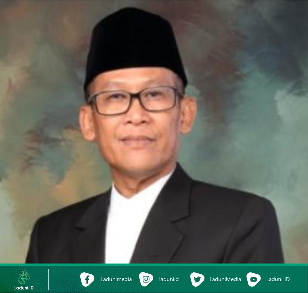 Biografi Prof. Dr. H Mukri, M.A.g