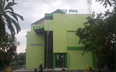 STIQ Islamic Center Demak