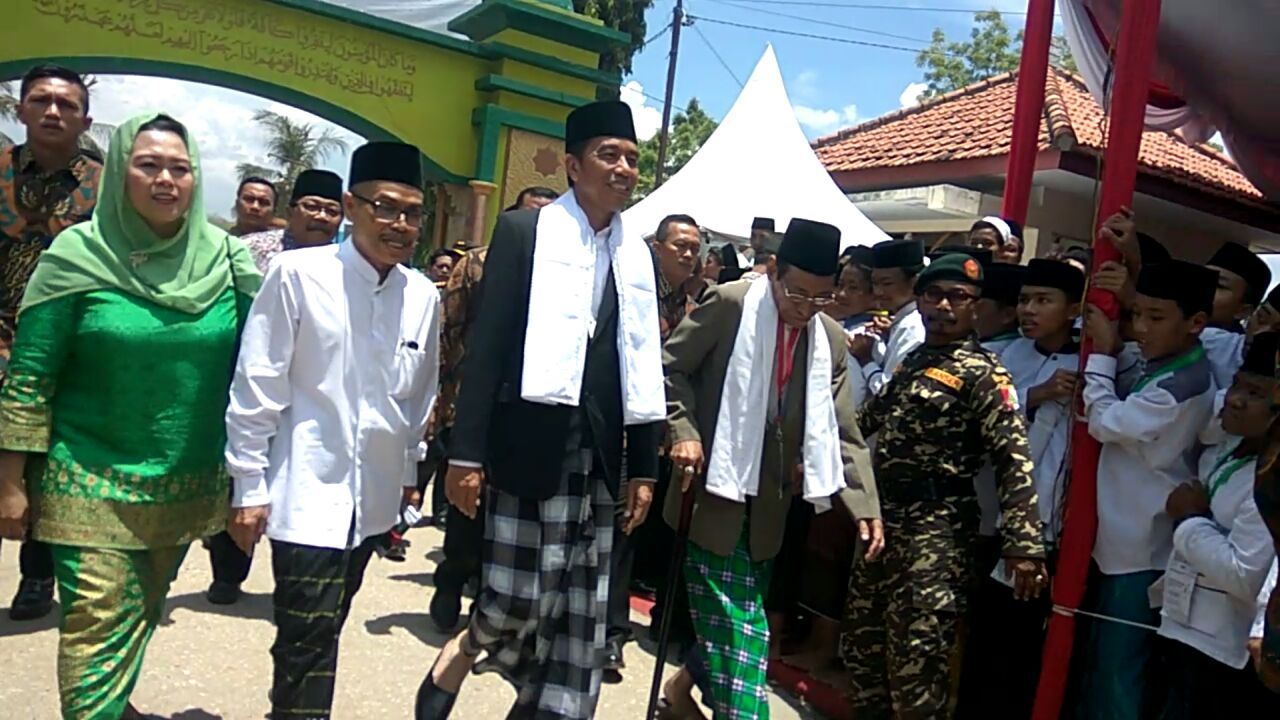 KH. Ma'ruf Amin: Jokowi Itu Santri dari Situbondo