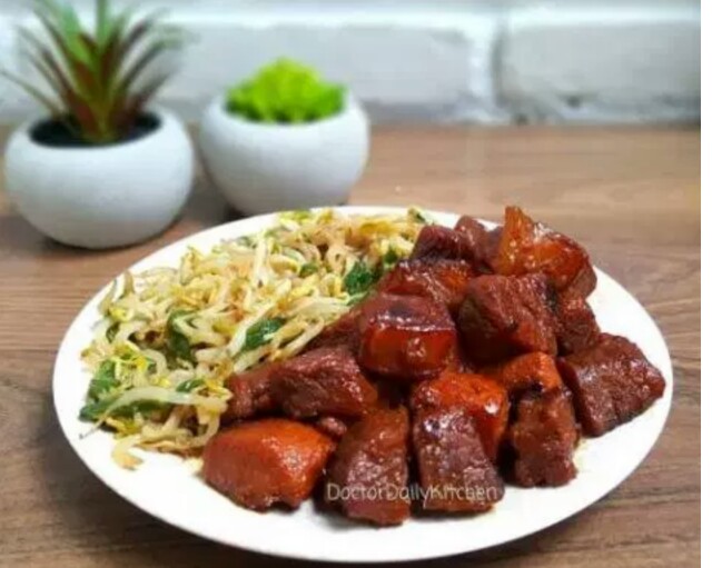 Makan Siang dengan Sajian Beef Teppanyaki dan Cah Kangkung, Enaknya Nampol!