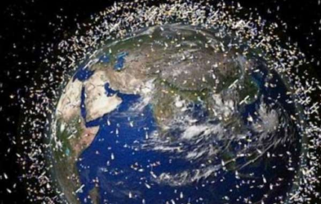 Kekhawatiran Internasional, Sampah Antariksa Berpotensi Tabrak Satelit Aktif