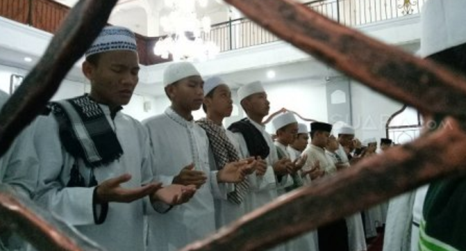 Santri di Bogor Gelar Salat Gaib untuk Korban Teror Masjid Selandia Baru