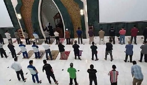 Ustadz Ma'ruf Khozin: Shaf tidak Rapat apakah Shalatnya Batal?