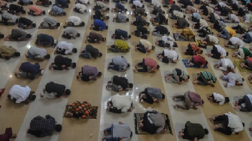 Panduan Shalat Jumat di Tengah Wabah COVID-19