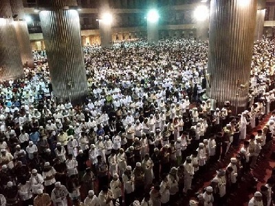 Hukum Sholat Tahajut secara Berjamaah