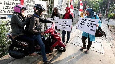 Kemenhub: Pemotor yang Menggunakan Trotoar Bisa Langsung Ditilang