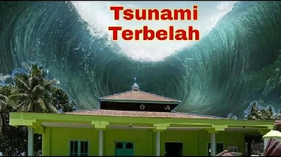 Kuasa Allah,  Air Tsunami  Melompati Kubah Masjid 