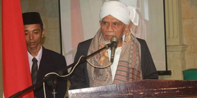 Biografi Tuan Guru Turmudzi Badaruddin