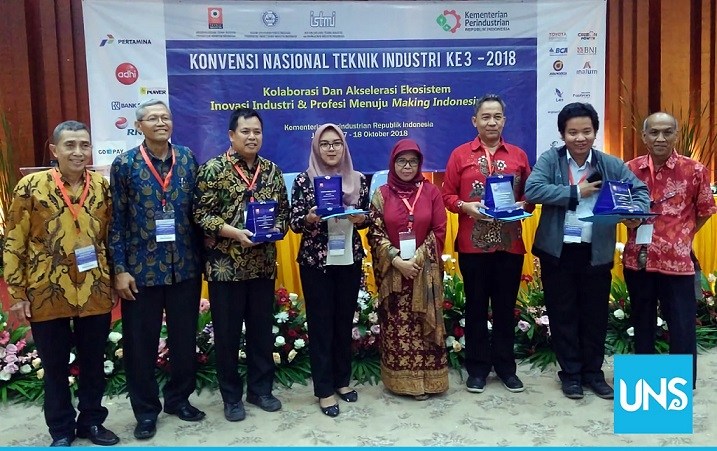  Mahasiswa UNS Raih Matthias Aroef Award 2018