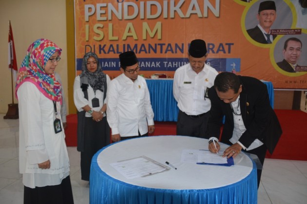 FTIK IAIN Pontianak Gelar Studium General