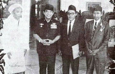 Presiden Soekarno Sangat Mengistimewakan KH Mahrus Aly Lirboyo