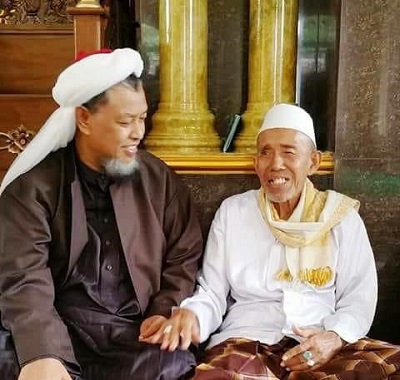 KH Mashudi Saksi Hidup Resolusi Jihad Mbah Hasyim Asy'ari