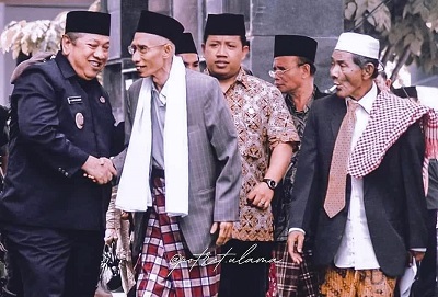 Mbah Sahal Yarham: Ber-NU adalah Menghidupi NU