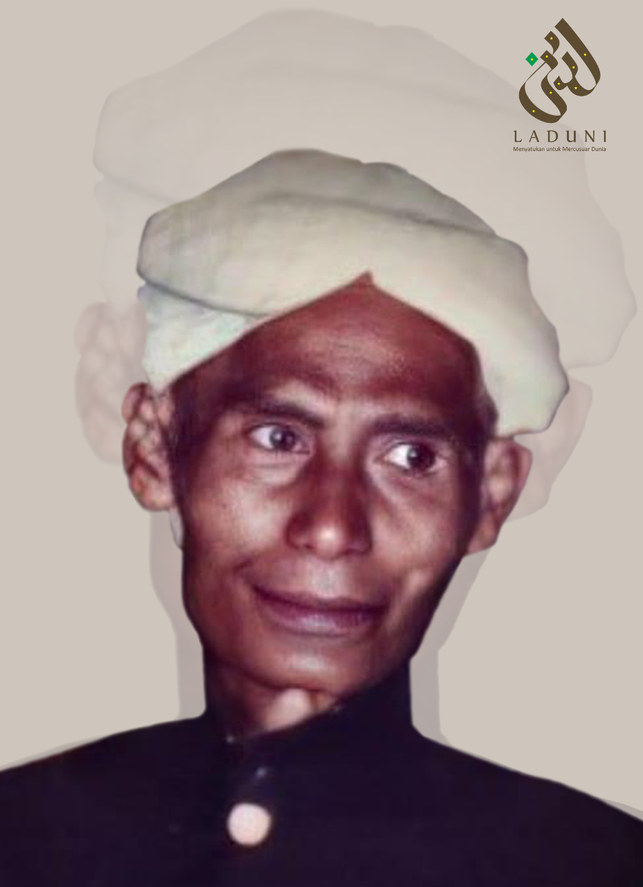 Biografi KH. Zubair Umar al-Jailani