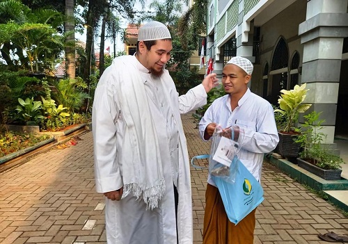 Akhlak Sang Habib Menghadapi Perempuan yang Curhat Kejelekan Suaminya