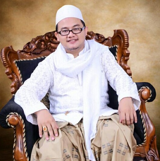 Biografi KH. Rizqi Dzulqornain al-Batawi., M.A
