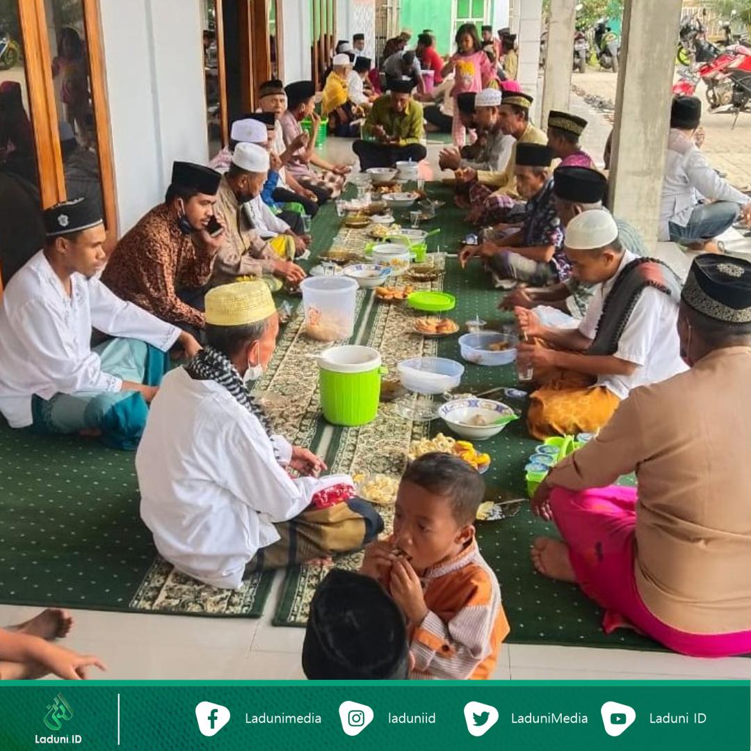 Kembali Ramai di Media Sosial, Video Seorang Ustaz Pertanyakan Fatwa Mbah Hasyim tentang Tahlilan