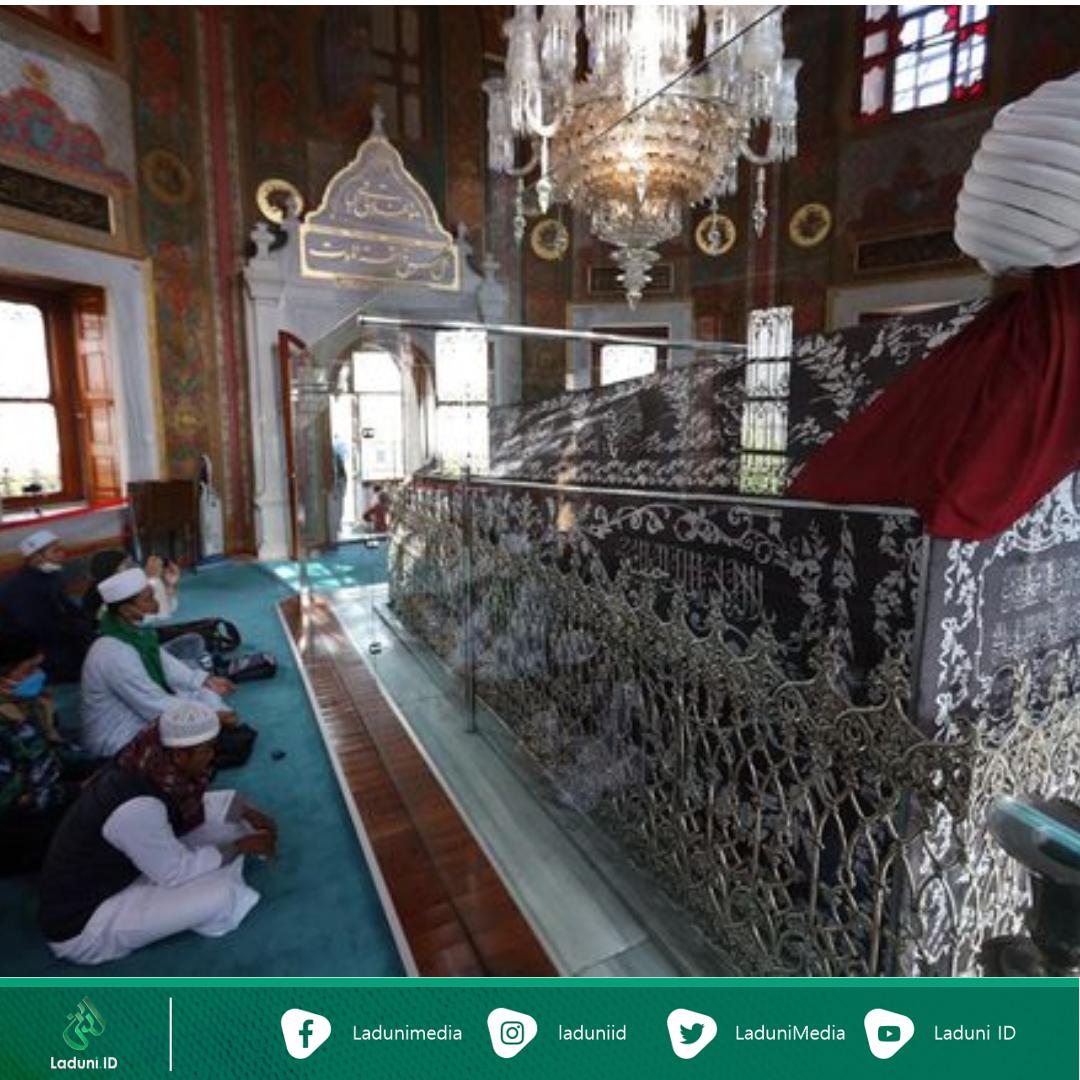 Ustaz Ma'ruf Khozin: Sultan al-Fatih Dibimbing Ulama Tasawuf
