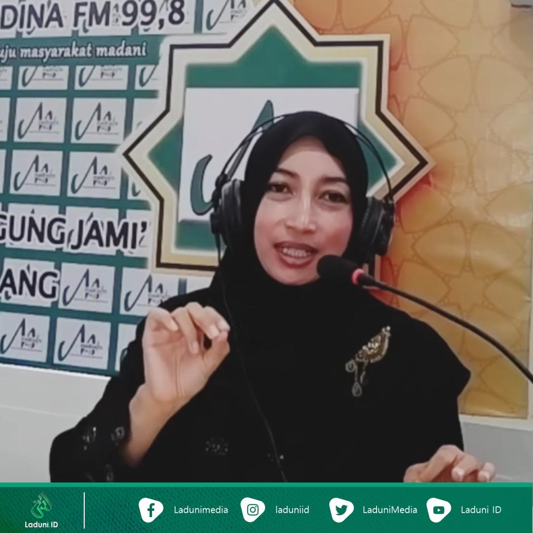 Menjadi Ibu Rumah Tangga atau Berkarir? Berikut Penjelasan Nyai Hj. Luluk Farida