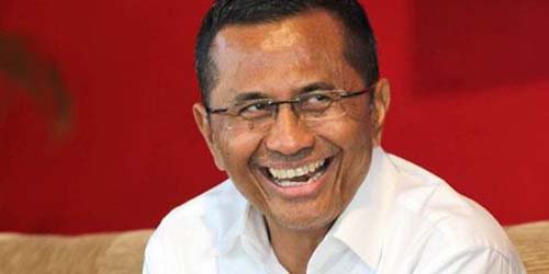 Dahlan Iskan Terpikat pada Budidaya Tanaman Lamtoro Taramba di Sumbawa