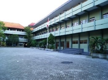 SMK Wachid Hasyim Surabaya