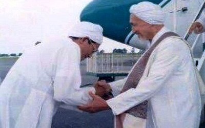 Pertemuan Dua Mutiara Ilmu, Abah Guru Sekumpul dan Habib Anis Al-Habsyi
