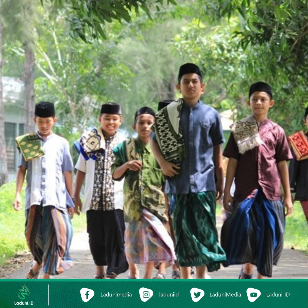 Fadilah Mempunyai Anak yang Menimba Ilmu di Pesantren