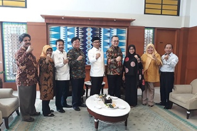 Ridwal Kamil Kerjasama dengan IPB Bangun Satu Desa Satu Perusahaan 