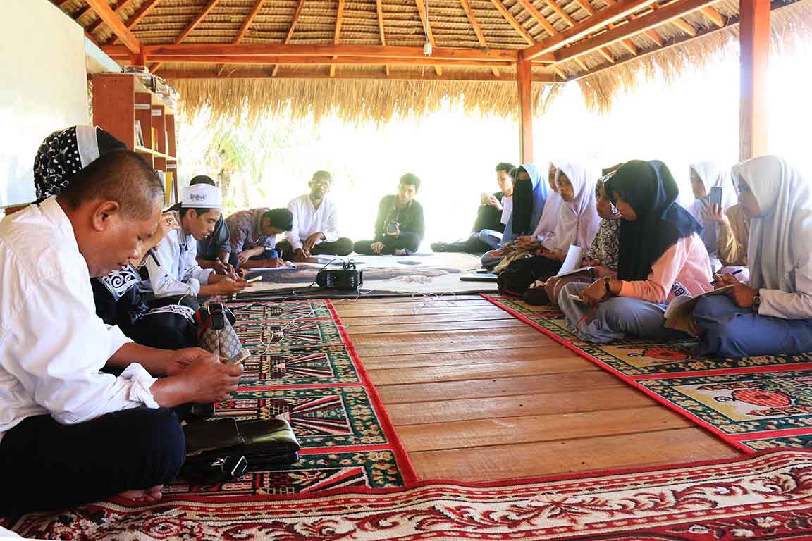 Hari Santri Mempertegas Kembali Hubungan Islam dan Pancasila