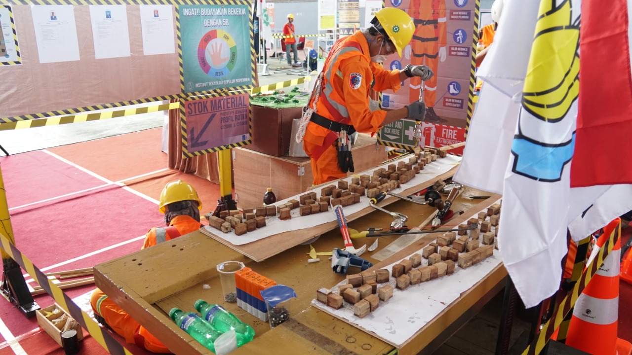 ITS Juara Umum Kompetisi Jembatan Indonesia di Makassar