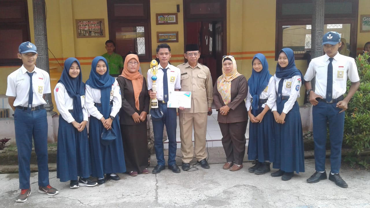 Inspiratif, Siswa SMP Kasgoro Sragi Raih Juara 1 Lomba Duta Bahasa