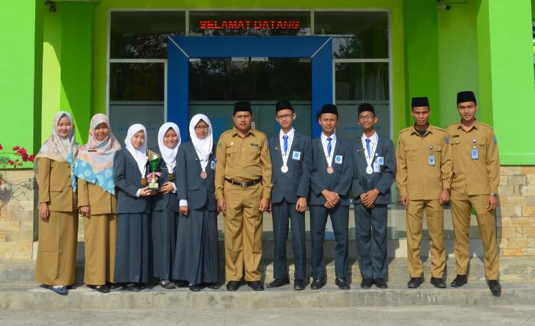 MAN Insan Cendekia OKI Raih 4 Medali di Kompetisi Sains Madrasah Nasional