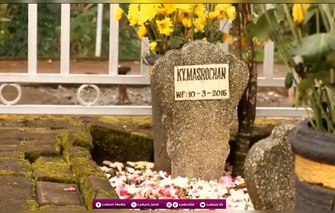 Ziarah di Makam KH. Masrochan Pendiri Pesantren Durrotu Aswaja (PPDA) Gunungpati, Semarang