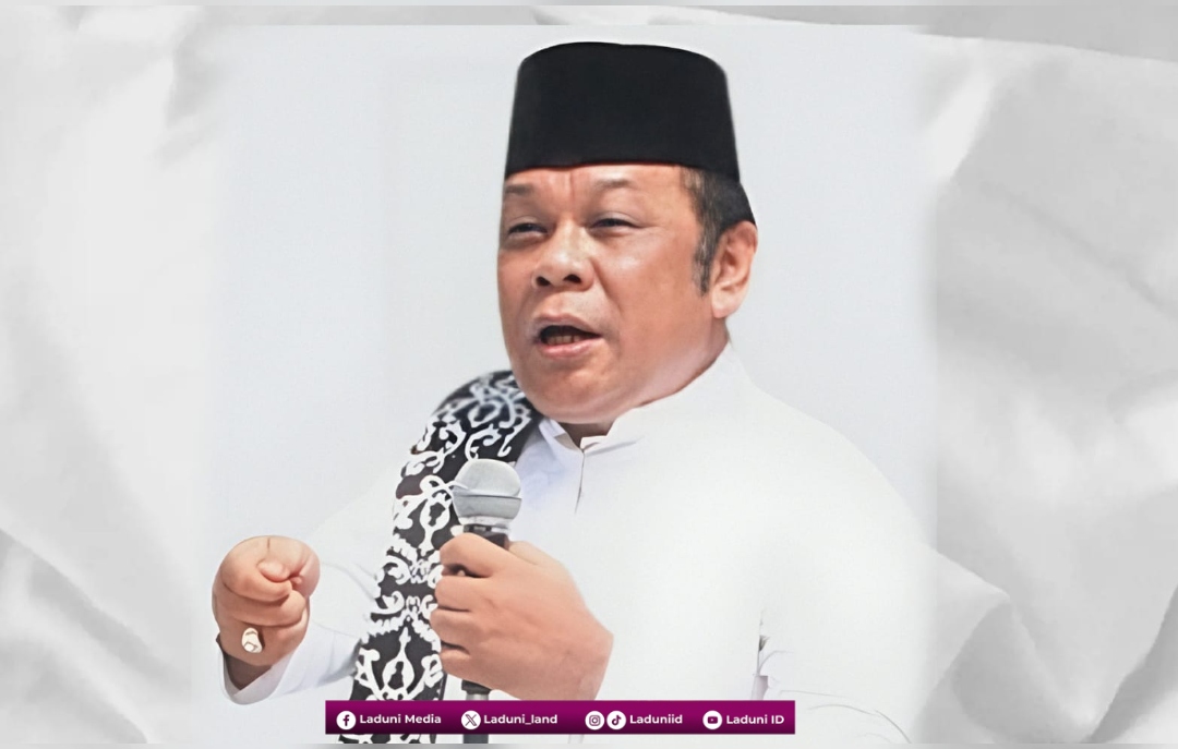 Biografi KH. Zainuddin MZ, Da'i Sejuta Umat