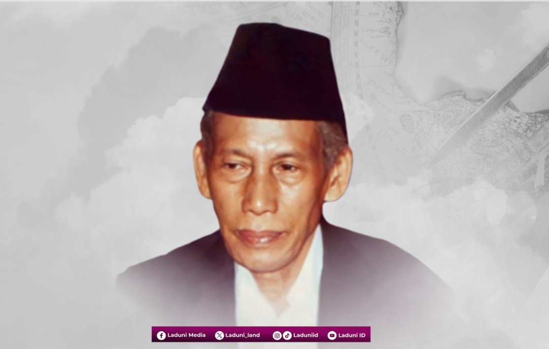 Biografi KH. Abdul Madjid Ma’roef QS RA, Pengasuh Pesantren Al Munadhoroh, Kediri