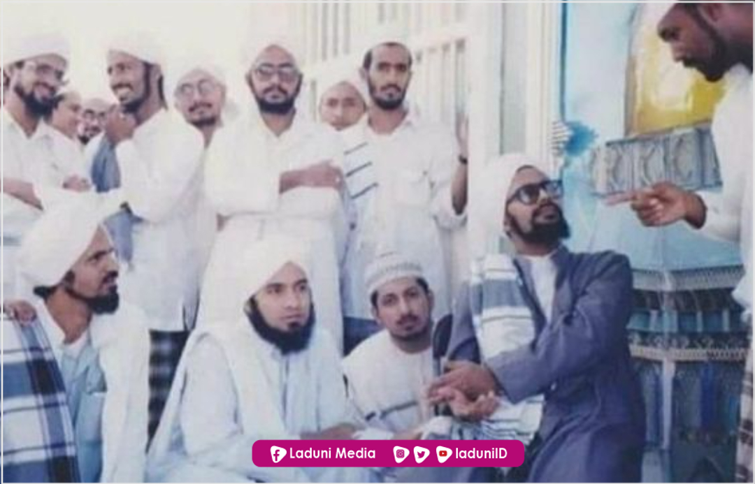 Kisah di Balik Cara Ajaib Habib Umar bin Hafidz Melunasi Utang 1 Miliar dengan Mendatangkan 4 Miliar