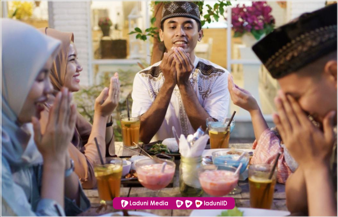 Memakan Sisa Makanan Orang lain Kelak tidak Dihisap