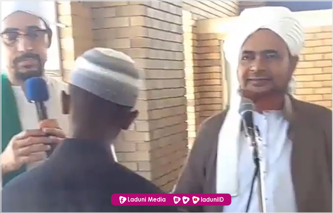 Kisah Orang Afrika Masuk Islam karena Memandang Habib Umar bin Hafidz