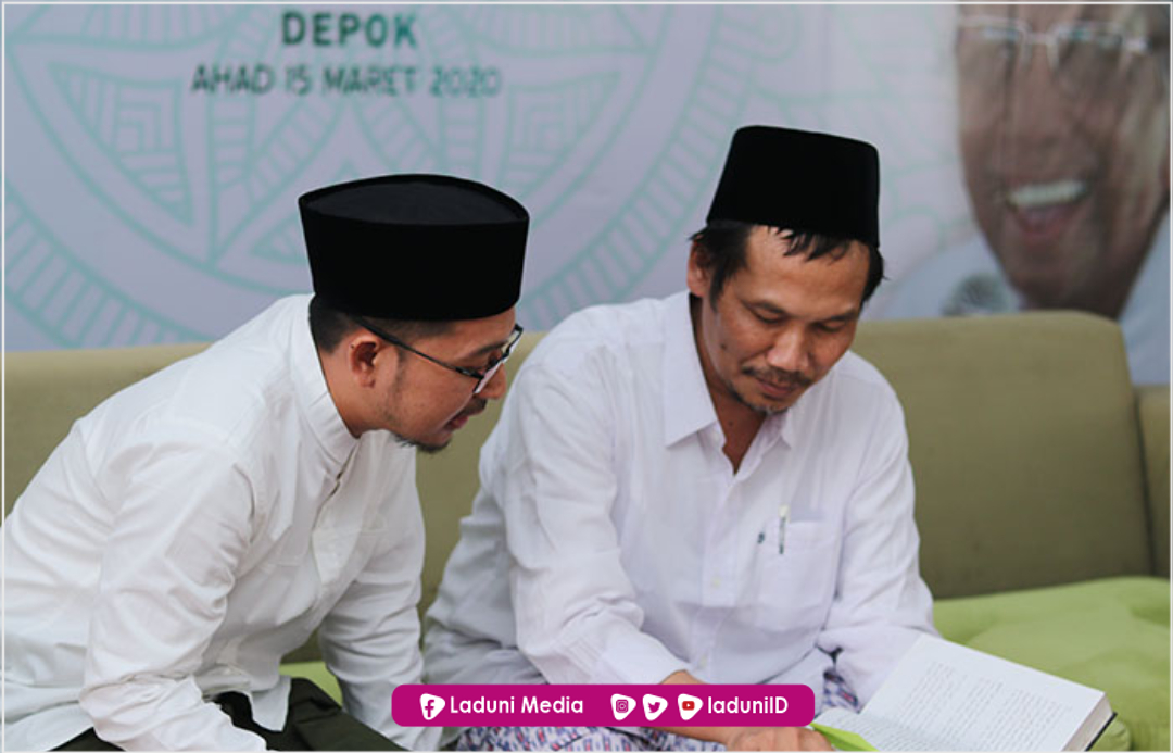 Gus Baha: Doa Tahlil untuk Guru dan Orang Tua Perlu Dikoreksi